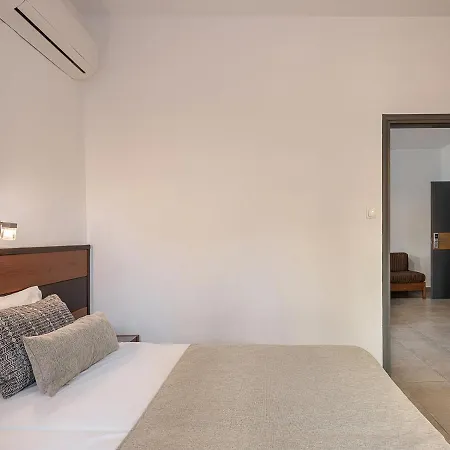 Nontas Aparthotel 3*