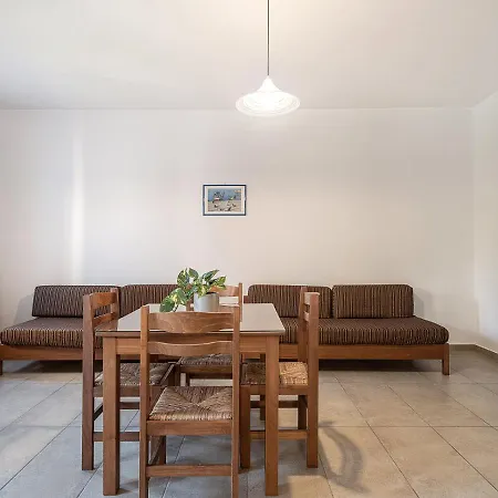 Aparthotel Nontas