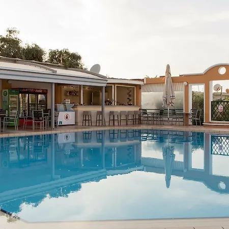 Aparthotel Nontas Agioi Apostoli (Crete)