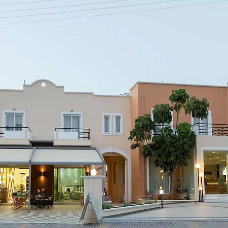 Hotel de apartamente Nontas 3*